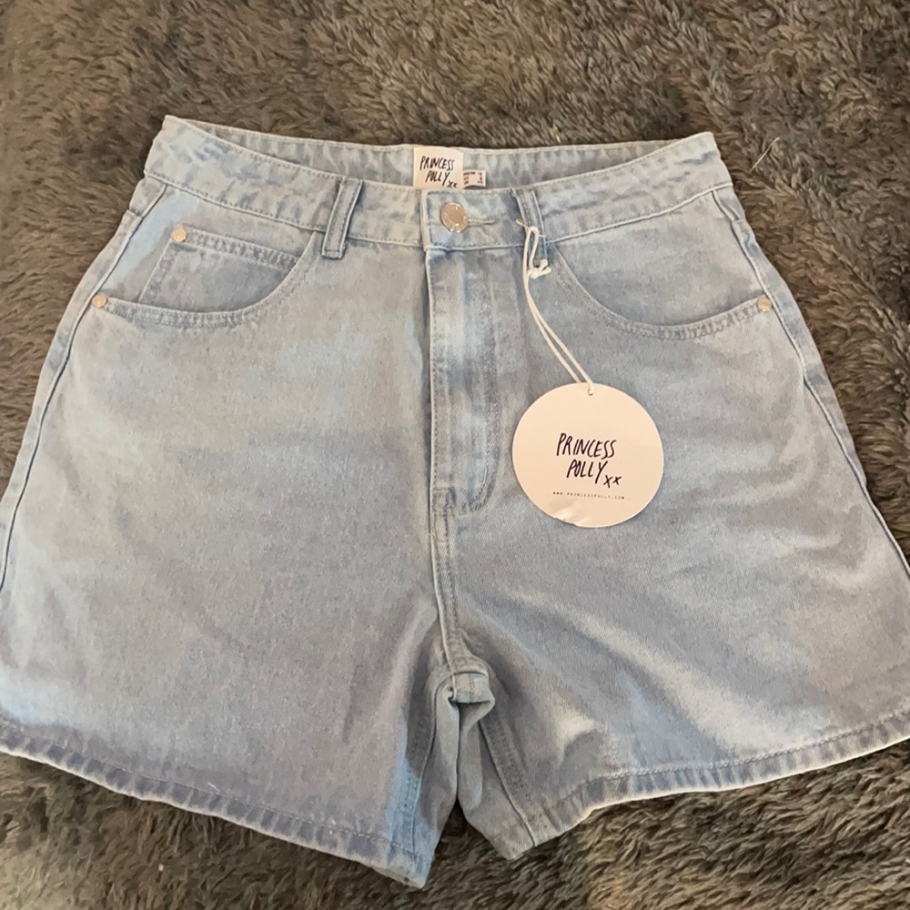 Denim shorts light blue